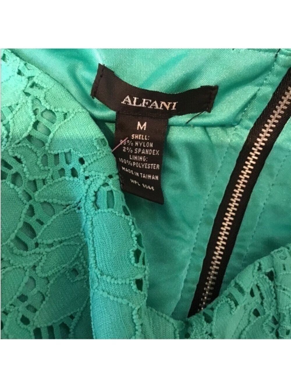 Alfani floral lace pullover blouse Women’s size medium green 3/4 sleeve - Picture 9 of 16